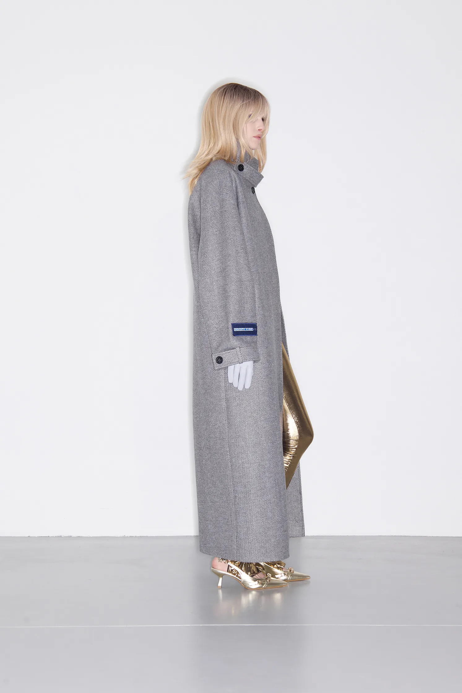 Пальто прямого силуэта 