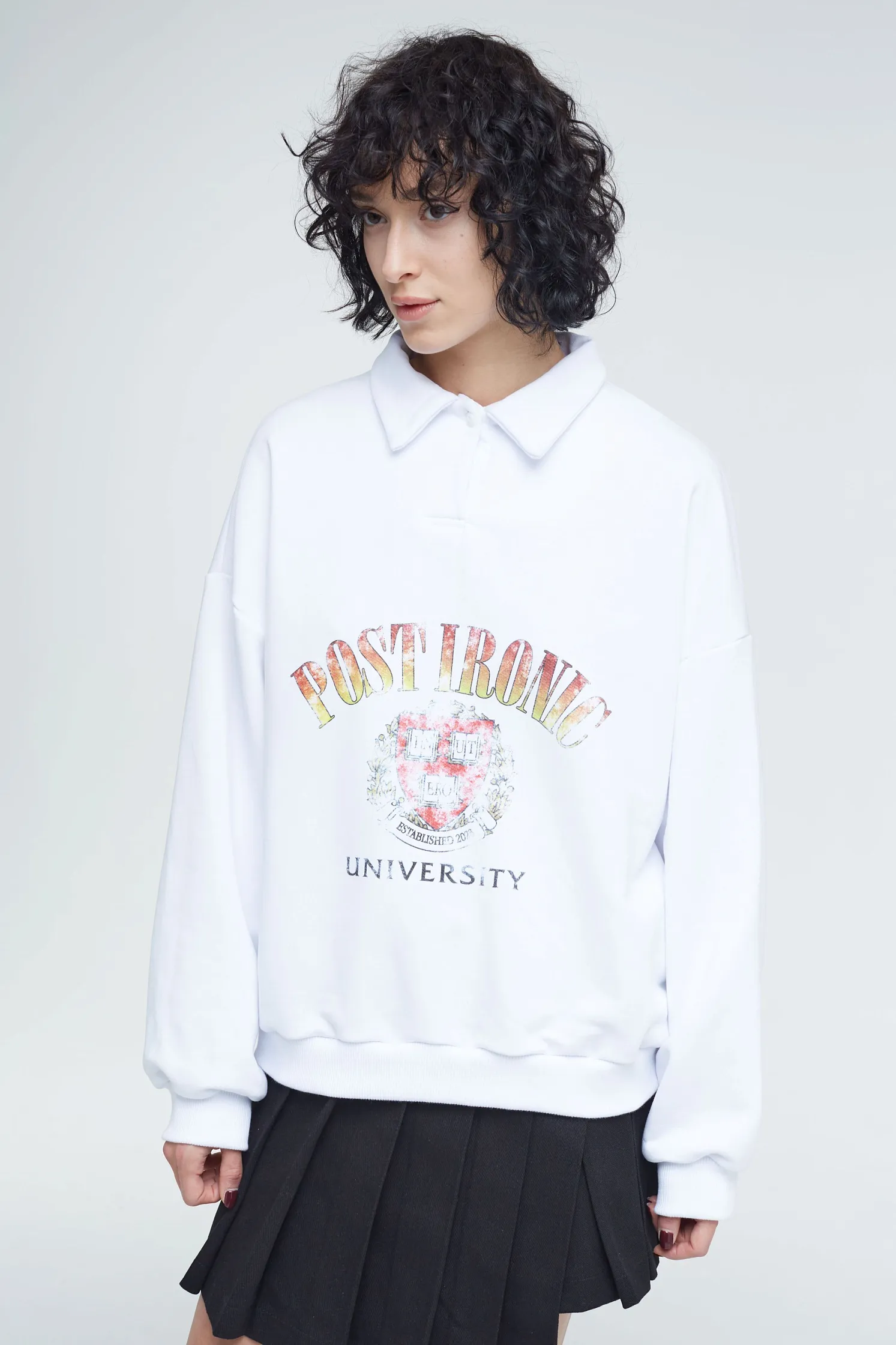 Свитшот Post Ironic University 