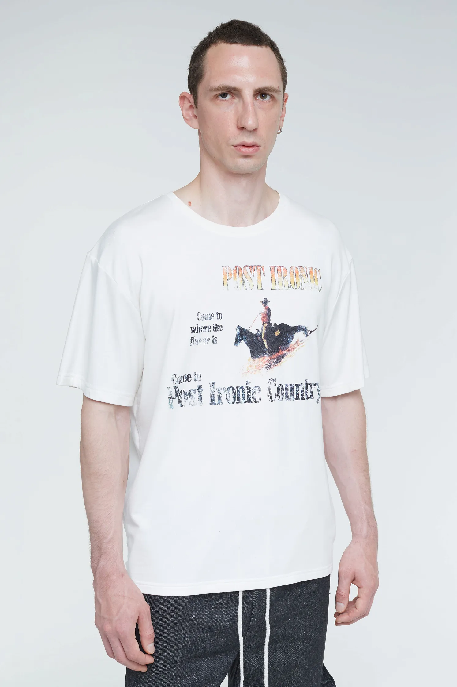 Футболка Post Ironic Country 