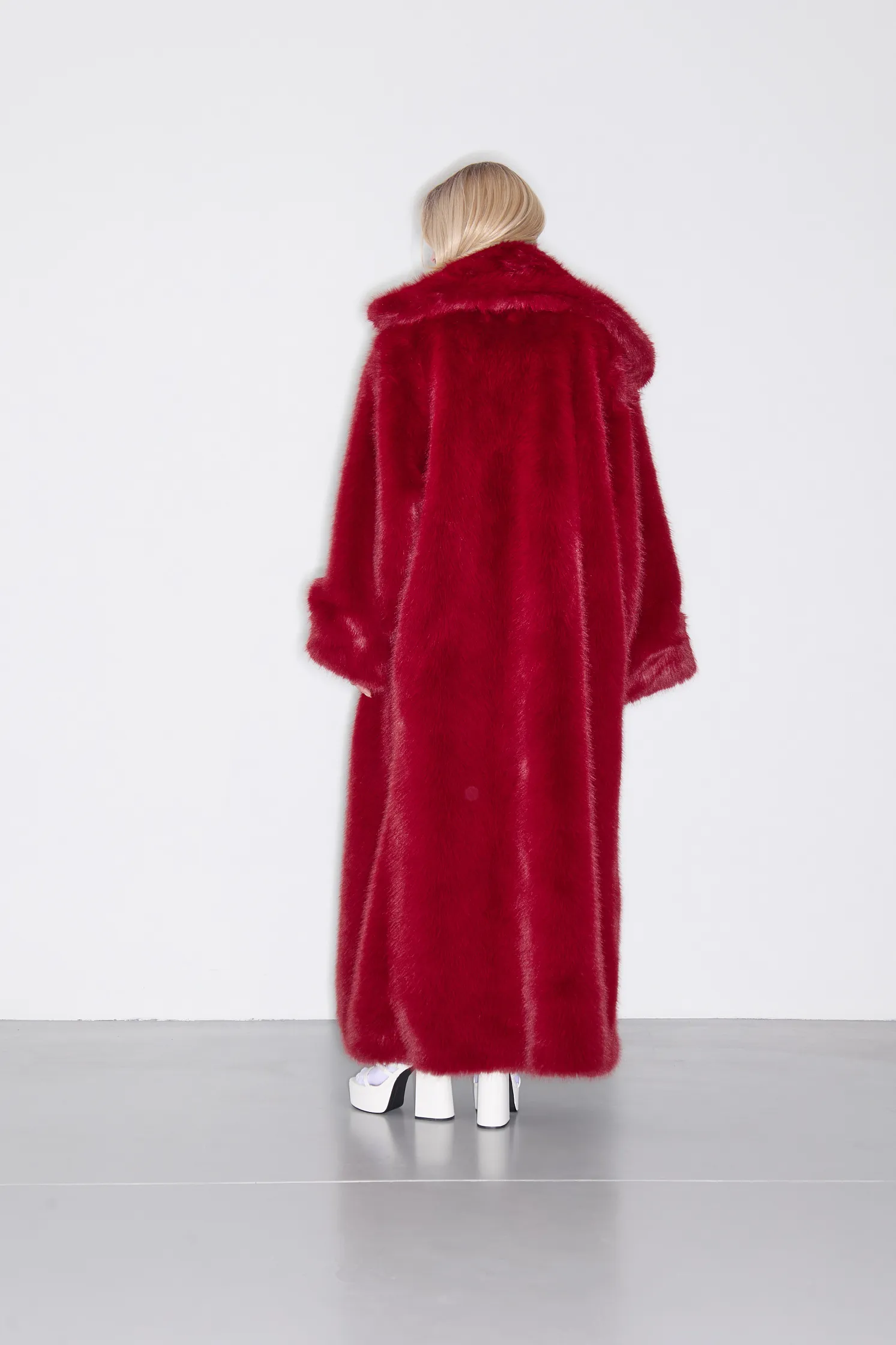 Шуба из экомеха 