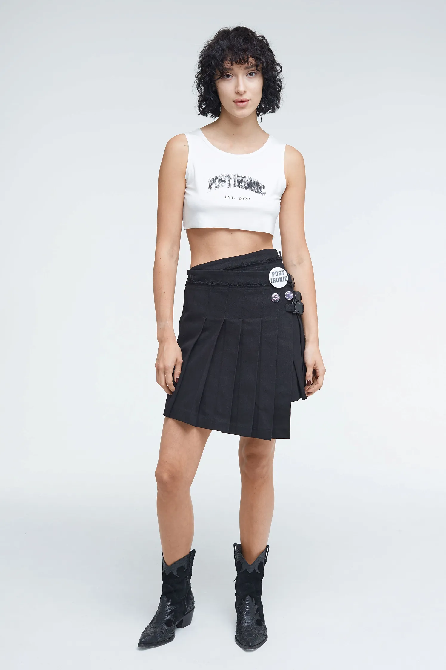 Кроп-топ Post Ironic est.2023 