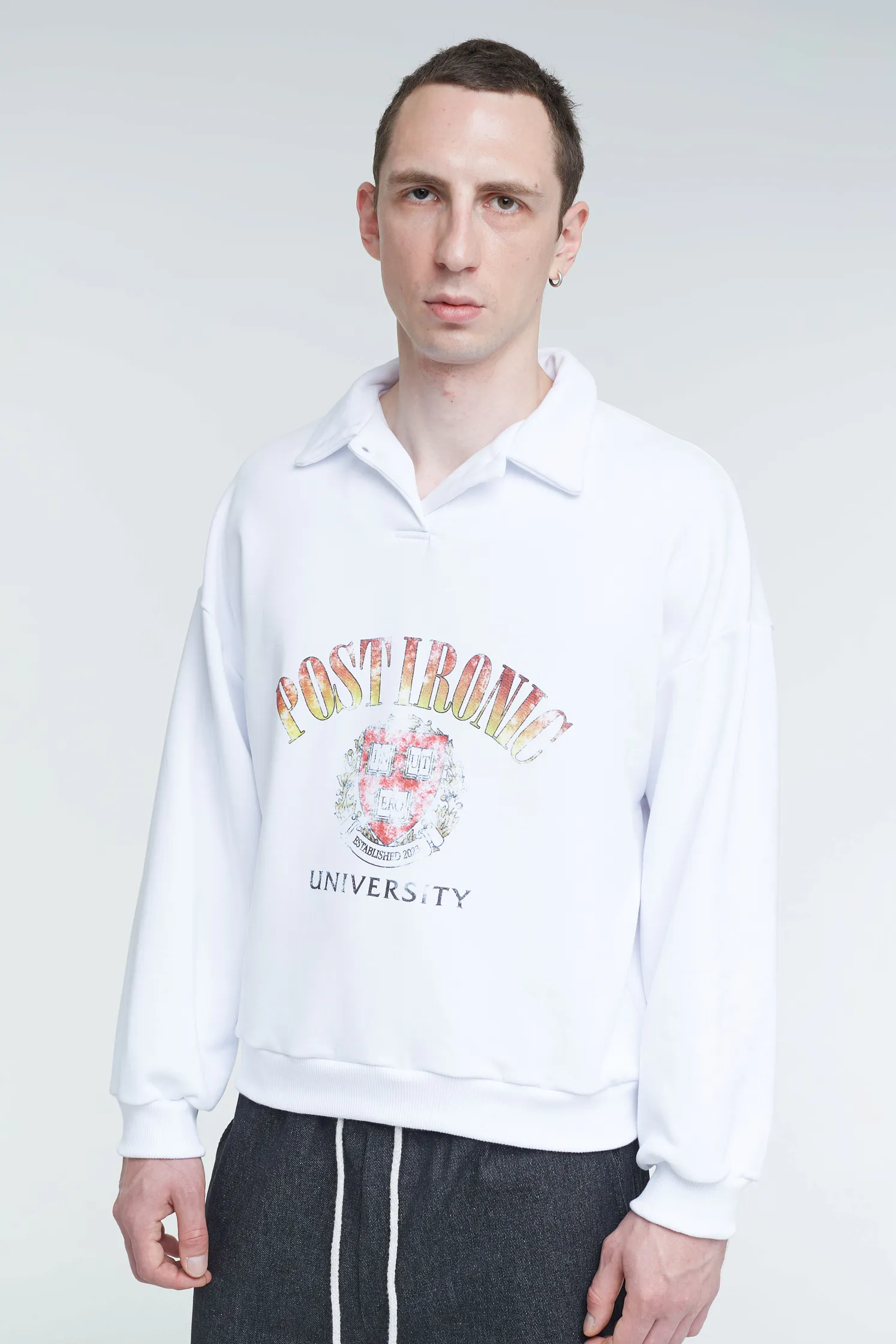 Свитшот Post Ironic University 